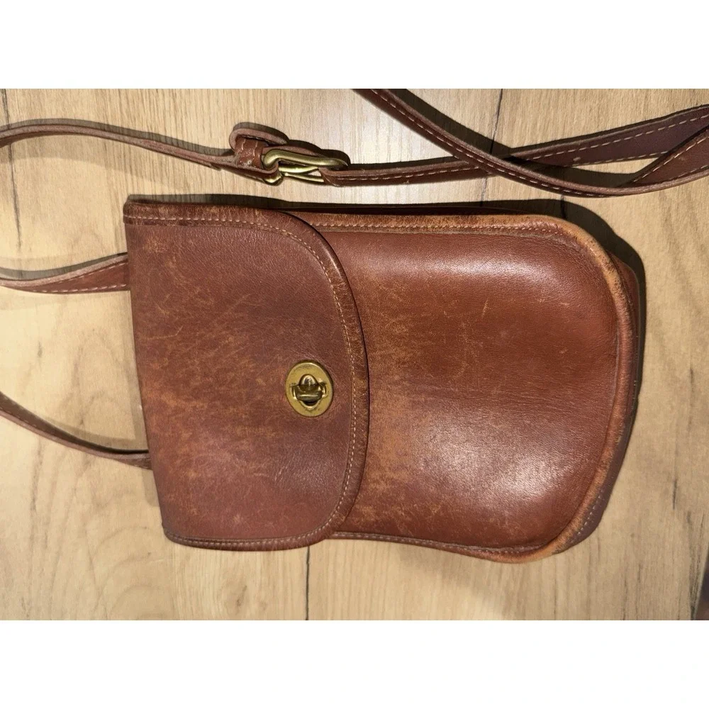 COACH Small Sidepack British Tan Shoulder Crossbody Bag #9978 Vintage 90's T